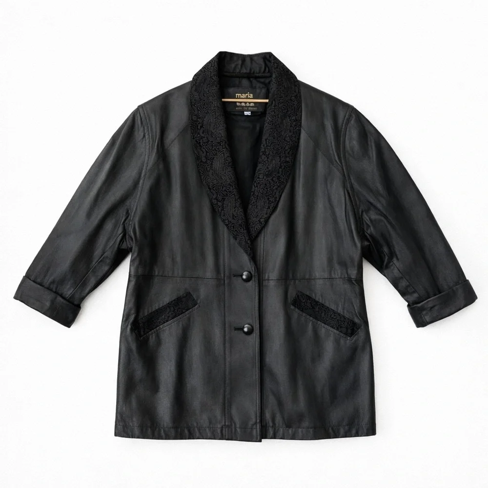 VINTAGE 80’s LEATHER EMBOSSED VELVET COLLAR CAR COAT SIZE MEDIUM BLACK EUC